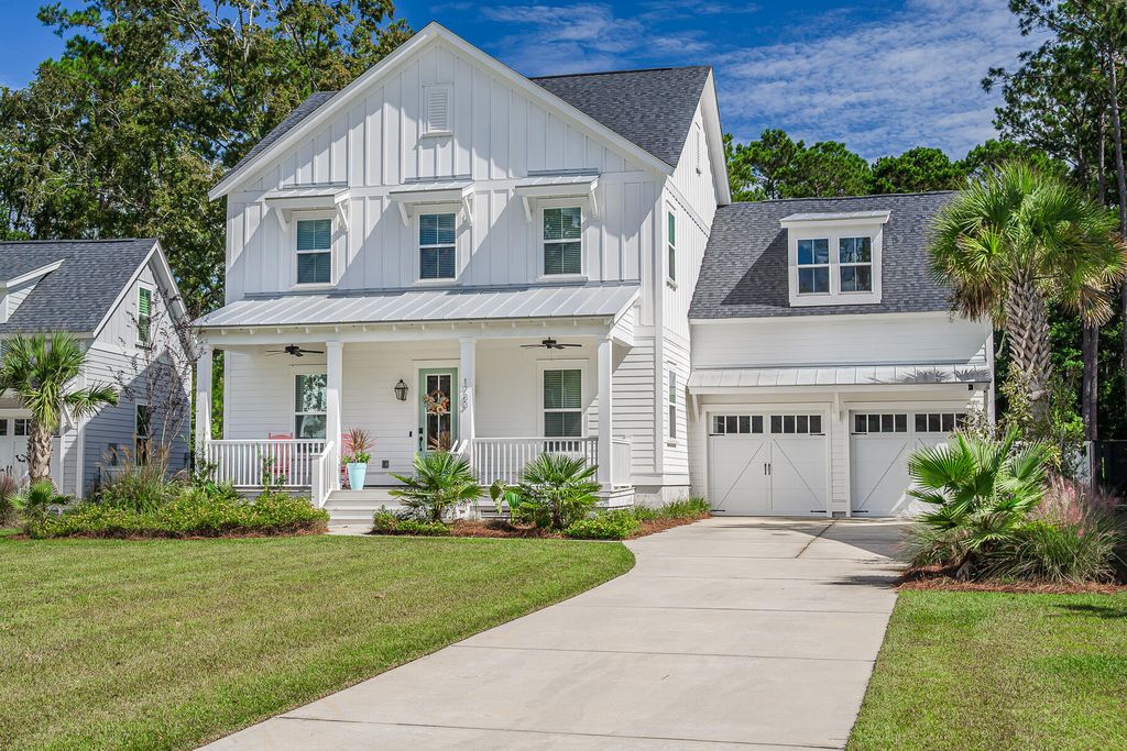 Photo of 1783 Bolden Drive, Mount Pleasant, SC 29466 (MLS # 25027288)