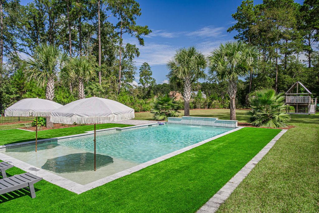 Photo of 1783 Bolden Drive, Mount Pleasant, SC 29466 (MLS # 25027288)