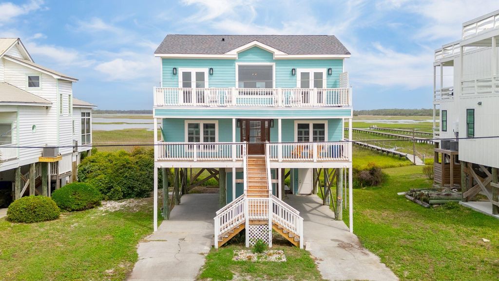 Photo of 1568 E Ashley Avenue, Folly Beach, SC 29439 (MLS # 25014739)