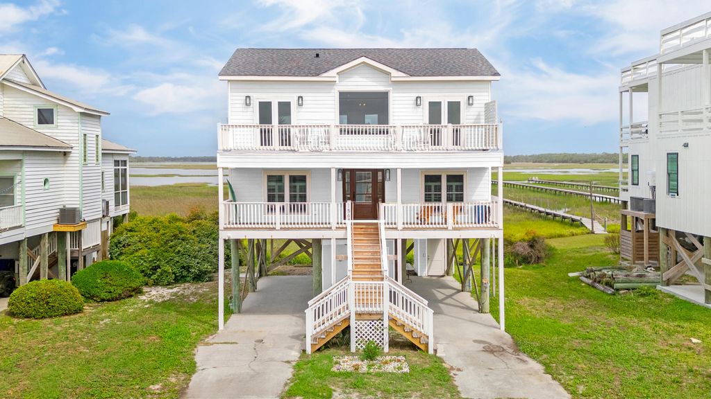 Photo of 1568 E Ashley Avenue, Folly Beach, SC 29439 (MLS # 25014739)