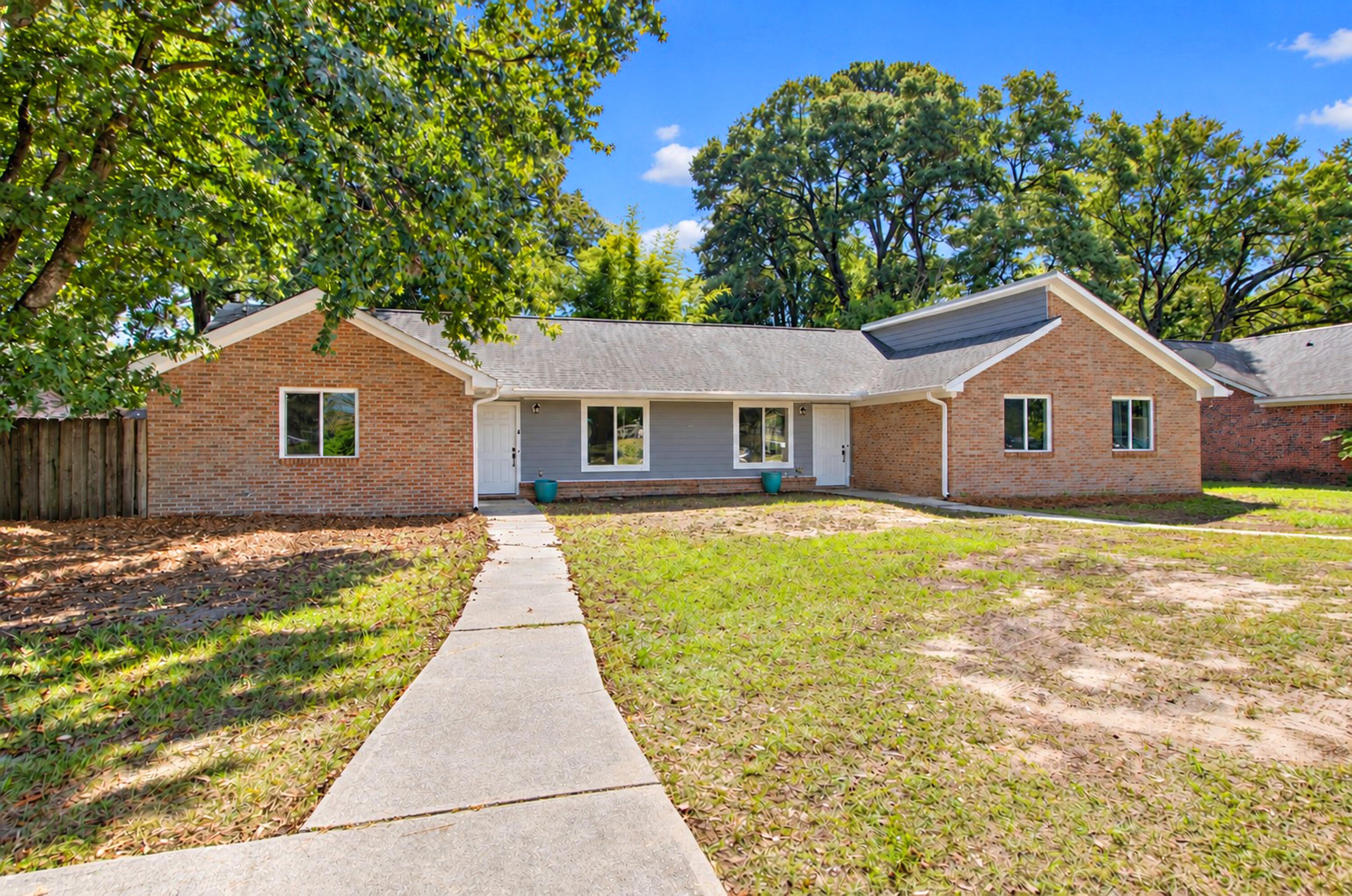 1333 Fort Johnson Road A And B