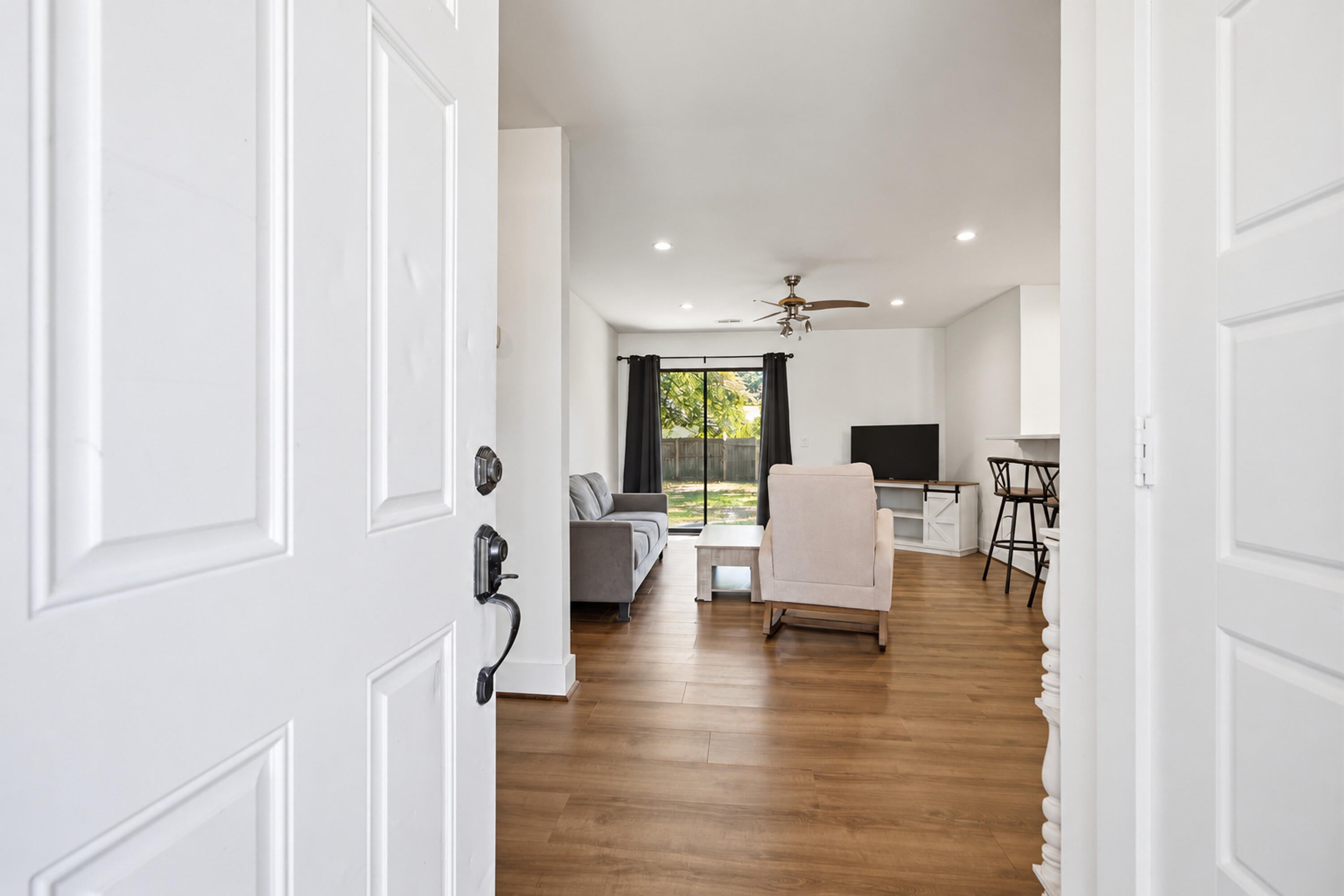 1333 Fort Johnson Road A And B