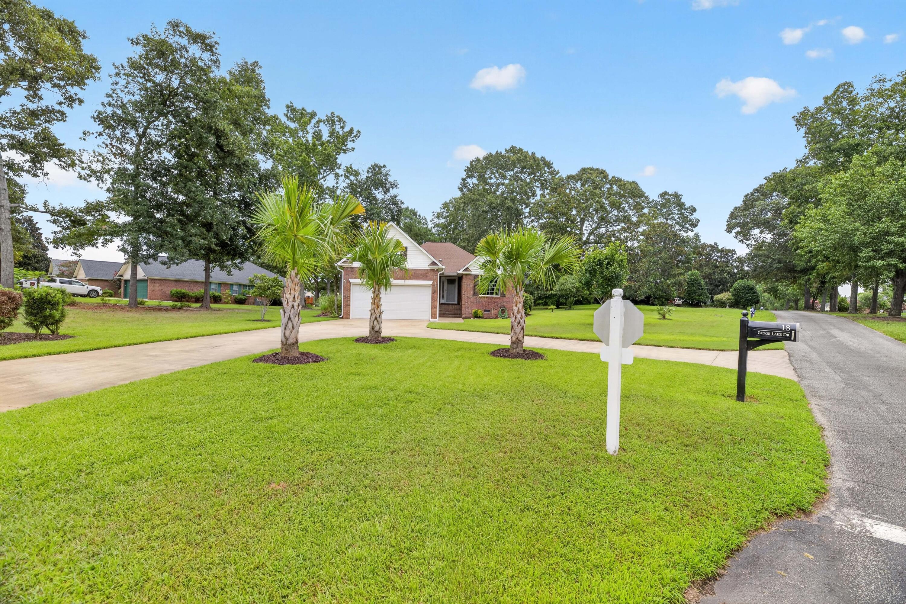 18 Ridge Lake Drive