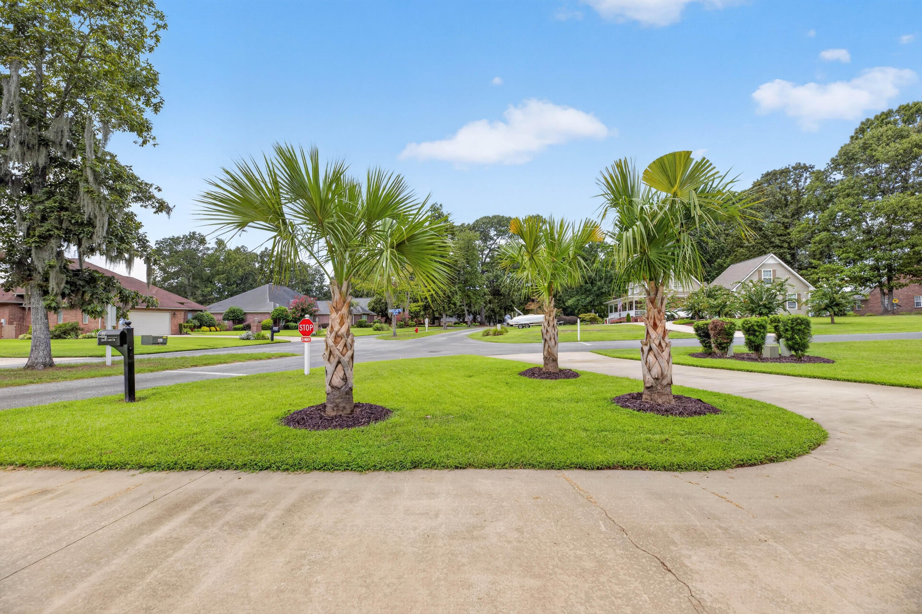 18 Ridge Lake Drive