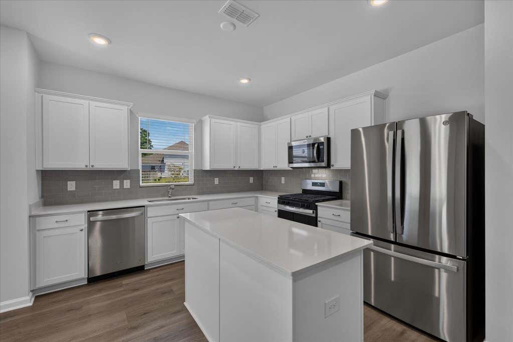 Photo of 217 W Bradford Pointe Drive, Summerville, SC 29486 (MLS # 26019007)