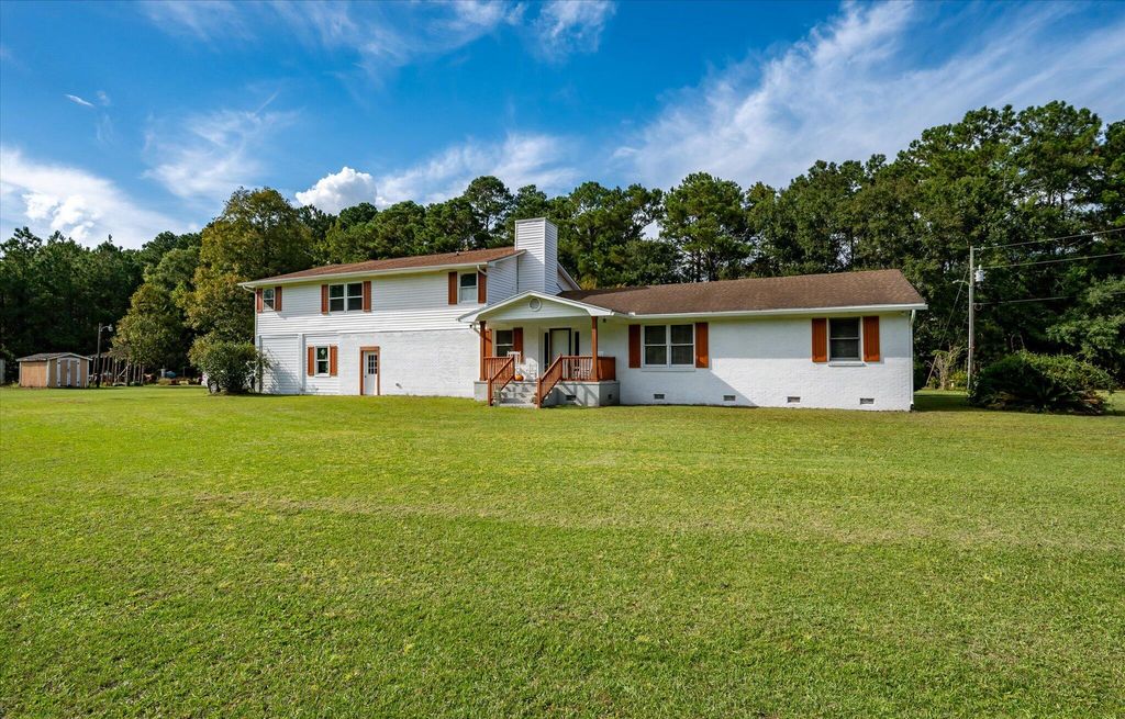 Photo of 1654 Fern Hill Drive, Johns Island, SC 29455 (MLS # 25028088)