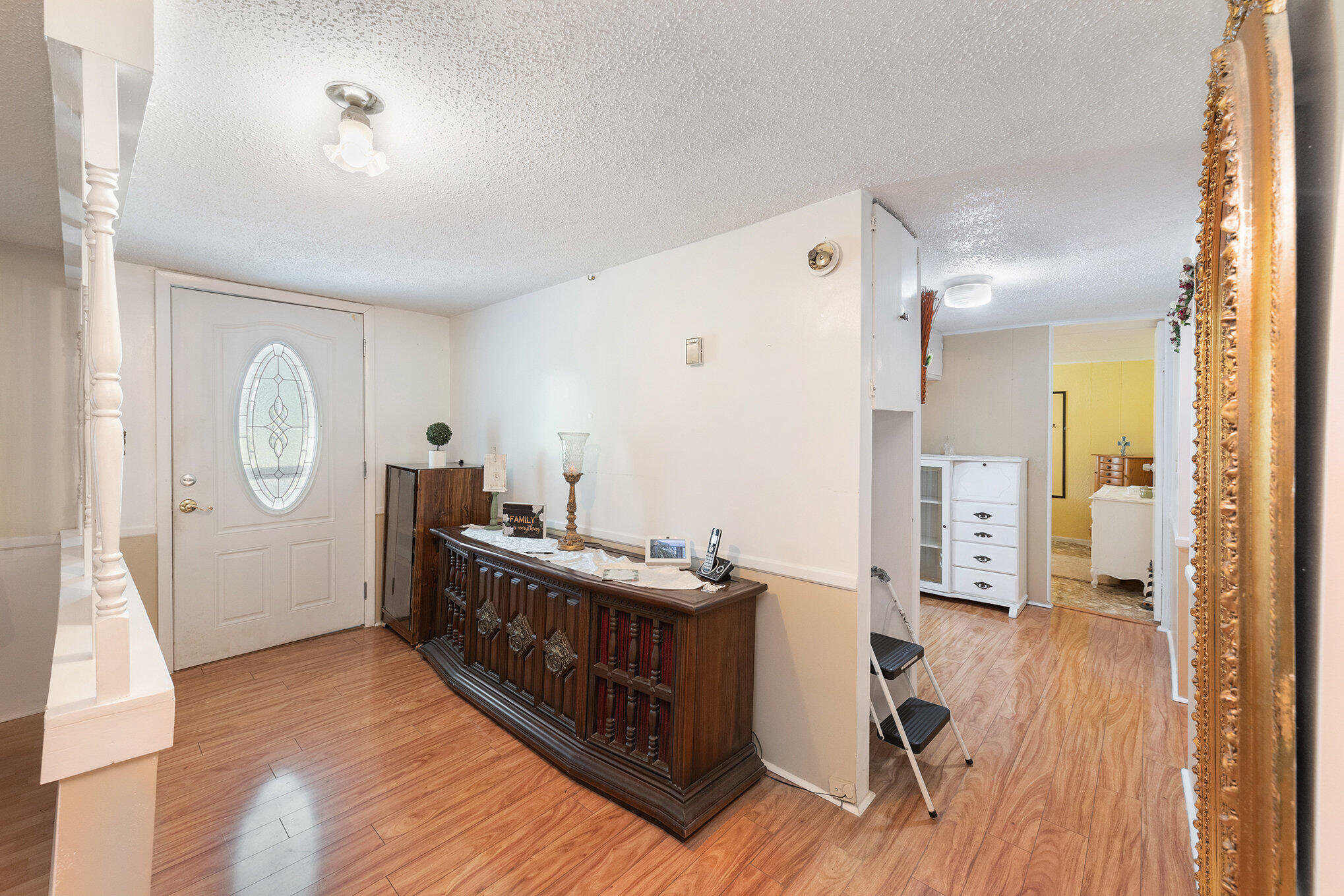 1324 N Highway 17a 15