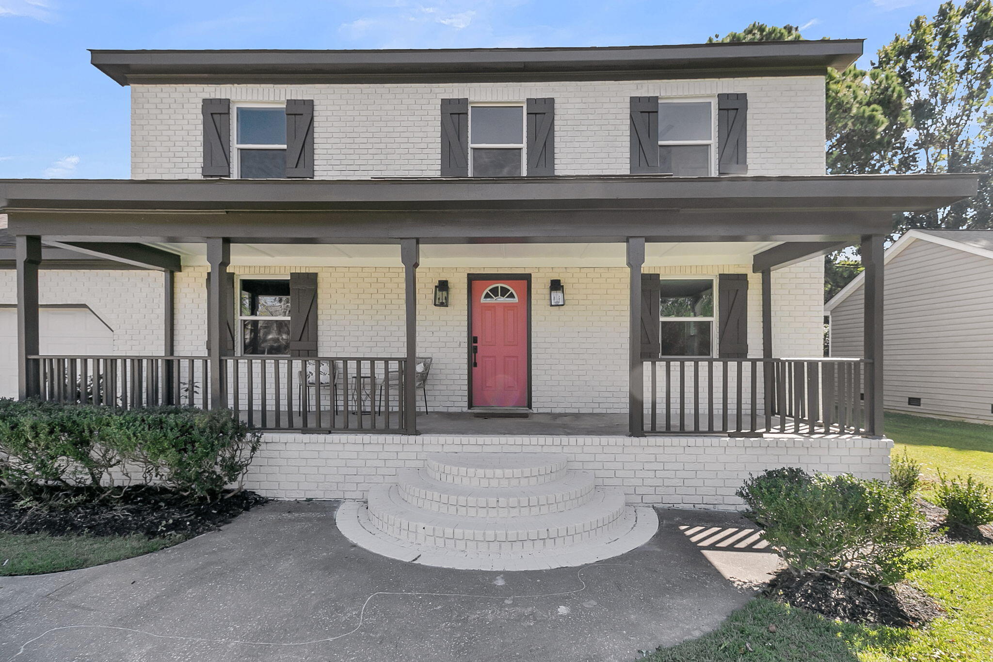 828 Longbranch Drive