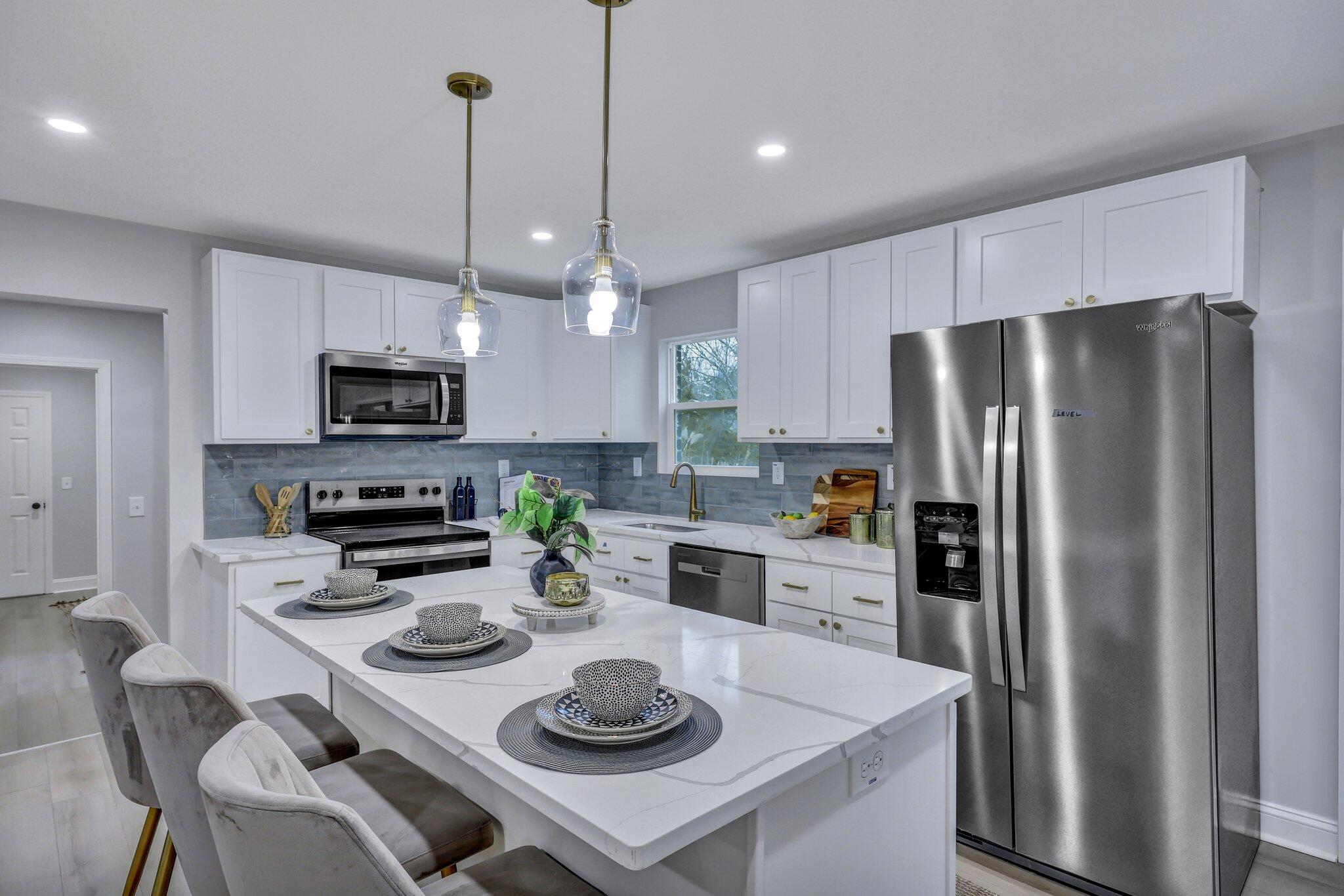 828 Longbranch Drive