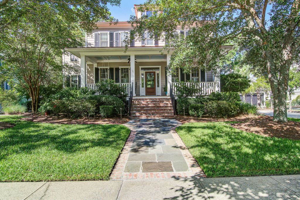 Photo of 364 Evian Way, Mount Pleasant, SC 29464 (MLS # 26000232)