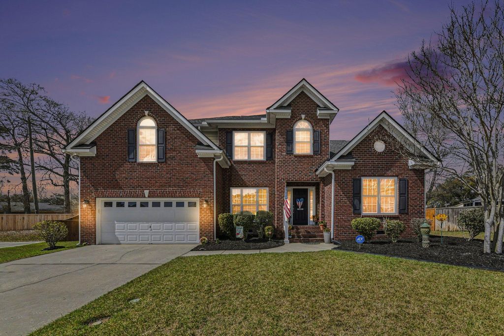 Photo of 3005 Beauregard Court, Summerville, SC 29485 (MLS # 26007433)