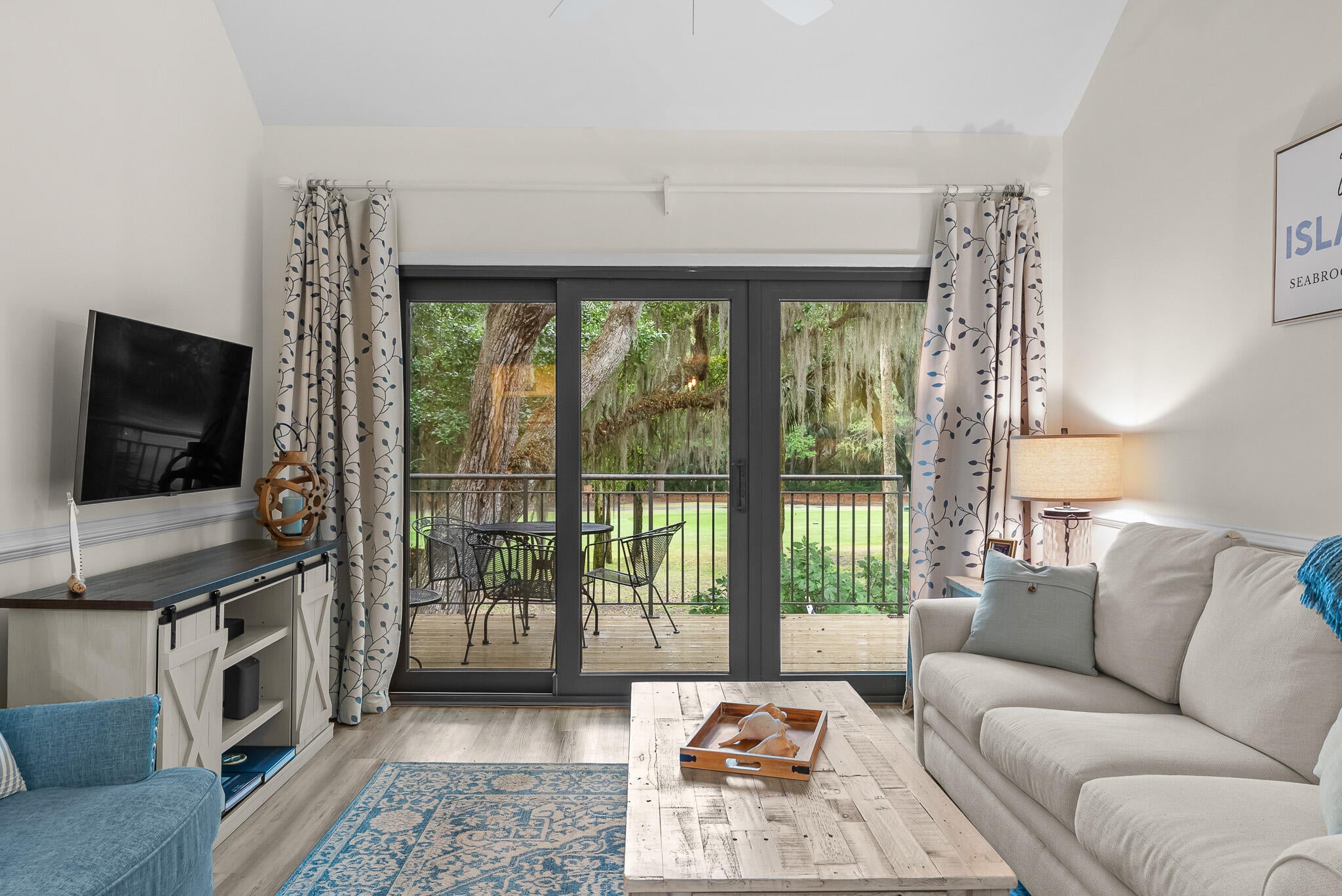 194 High Hammock Villas