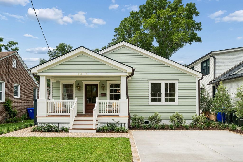 Photo of 2315 Mount Pleasant Street, Charleston, SC 29403 (MLS # 26015308)