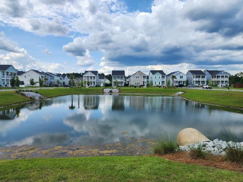 Single Family Residence in Summerville SC 112 Magnolia Garden Drive 35.jpg