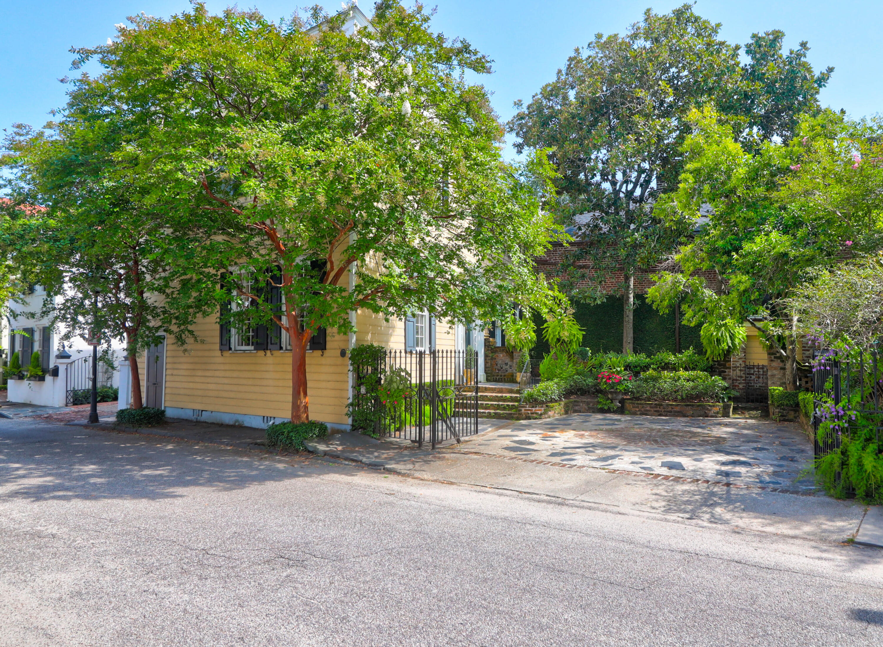 View Charleston, SC 29401 house