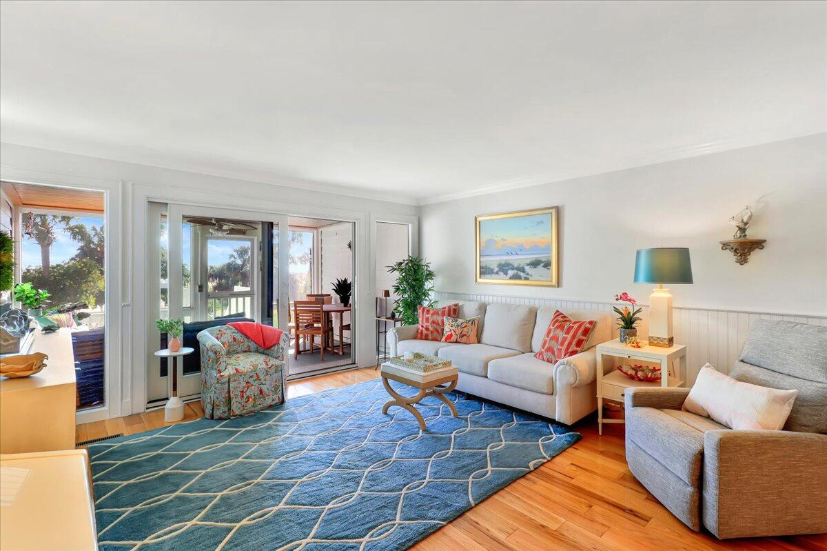 6800 57 Palmetto Drive