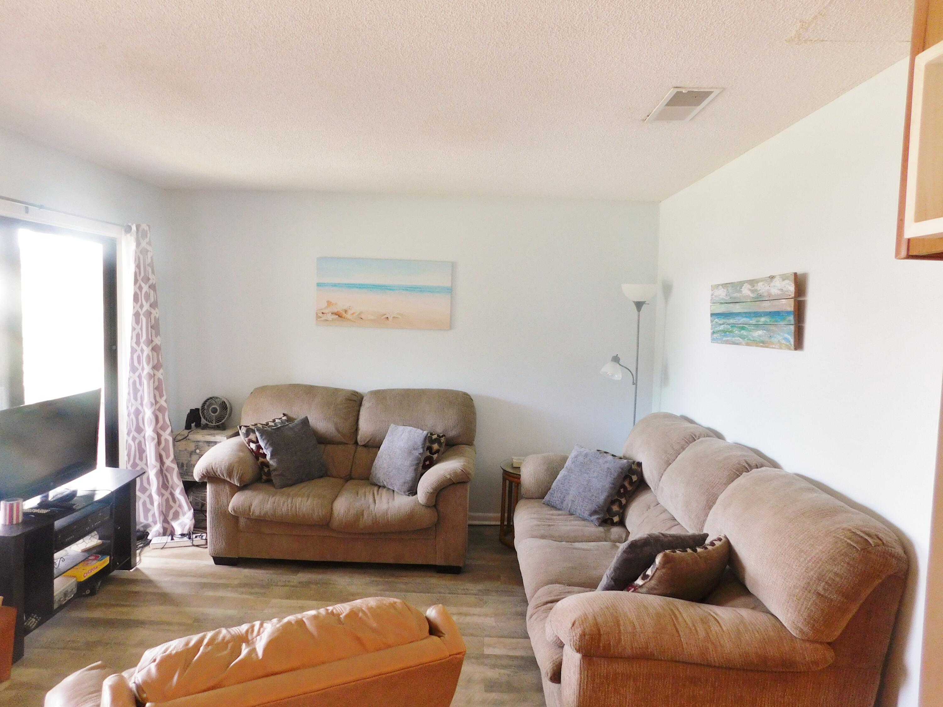 229 Linkside Villas 1/3 Share