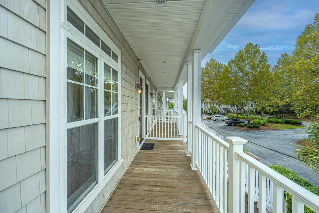 Photo of 1602 Hopeman Lane, Mount Pleasant, SC 29466 (MLS # 26021899)