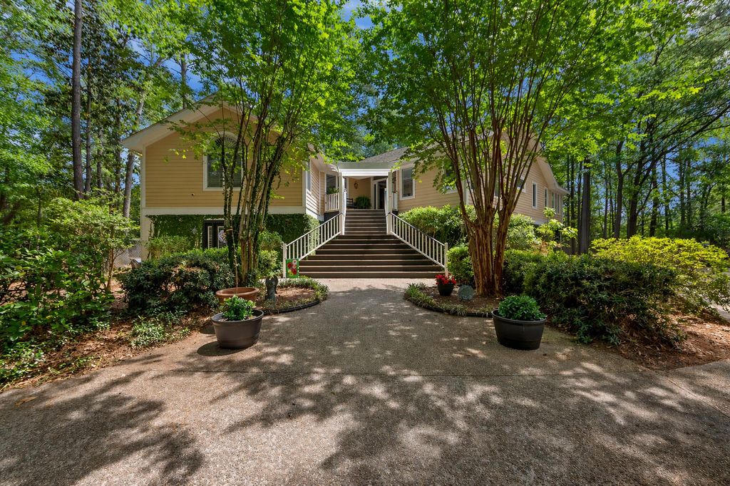 Photo of 2595 Bohicket Drive, Johns Island, SC 29455 (MLS # 26011616)