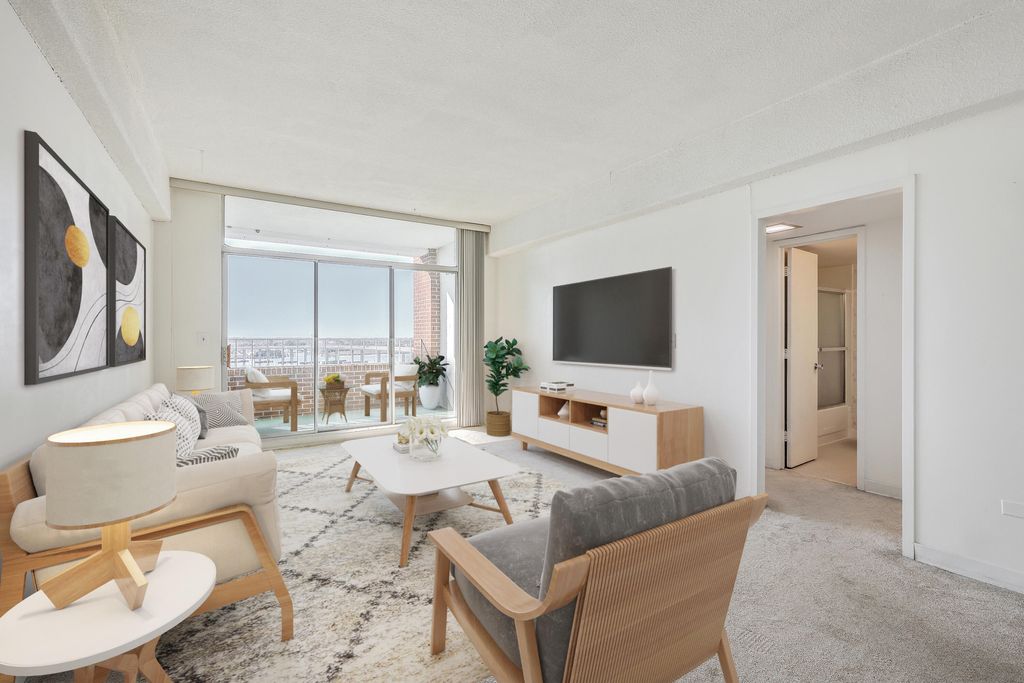 Photo of 14 Lockwood Street #9k, Charleston, SC 29401 (MLS # 26004828)