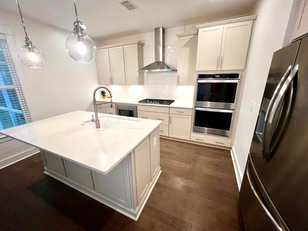 Photo of 1226 Gannett Road, Mount Pleasant, SC 29464 (MLS # 25029267)