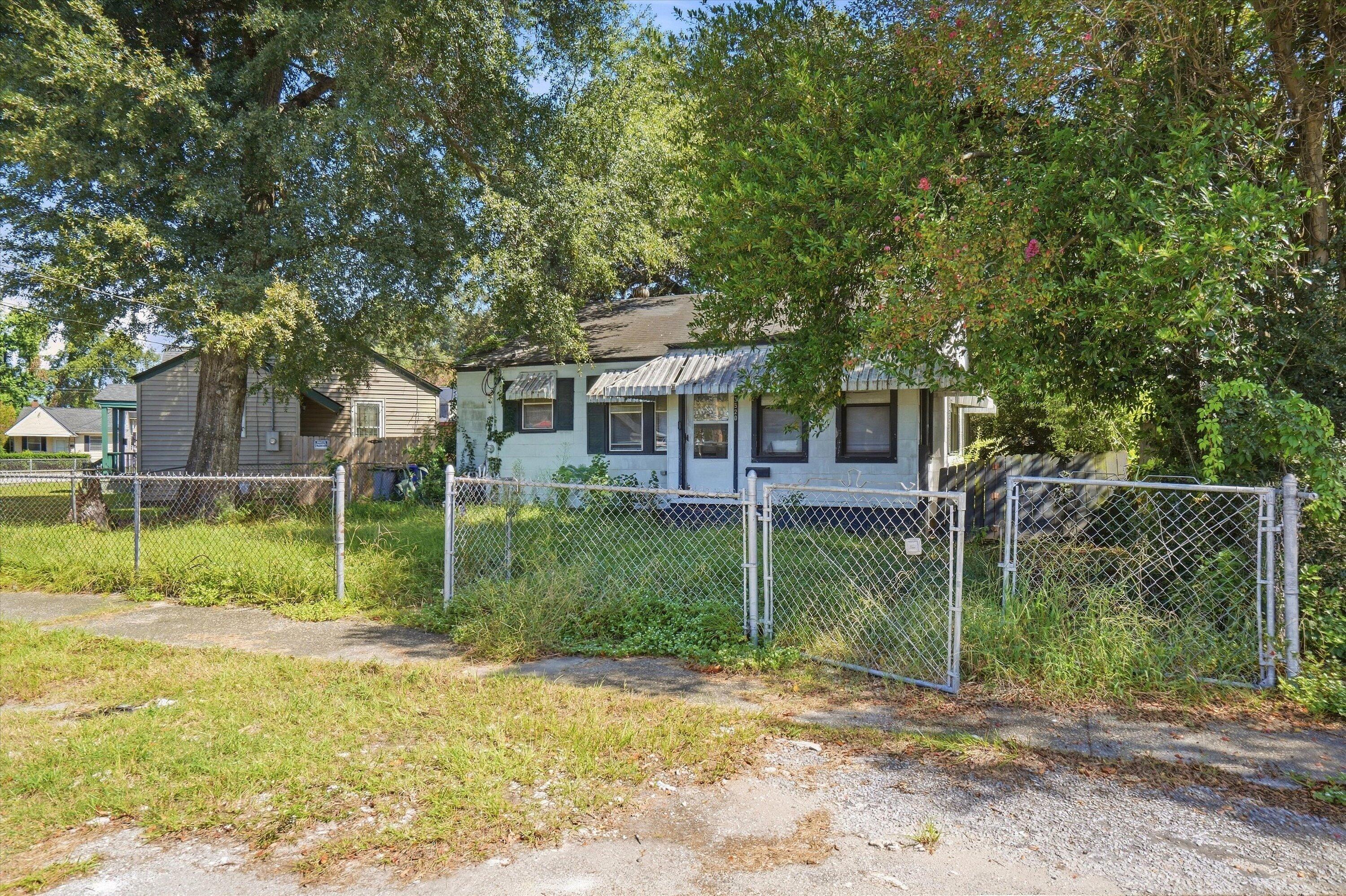 3520 Admiral Drive