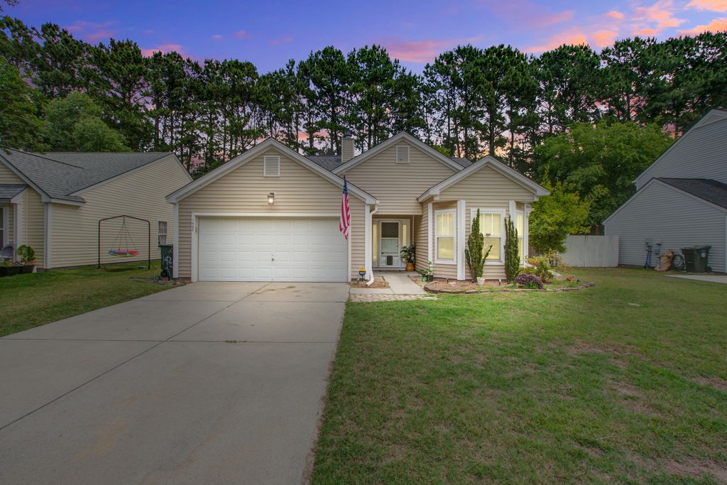 Photo of 1420 Harbor Mist Court, Charleston, SC 29492 (MLS # 26014514)