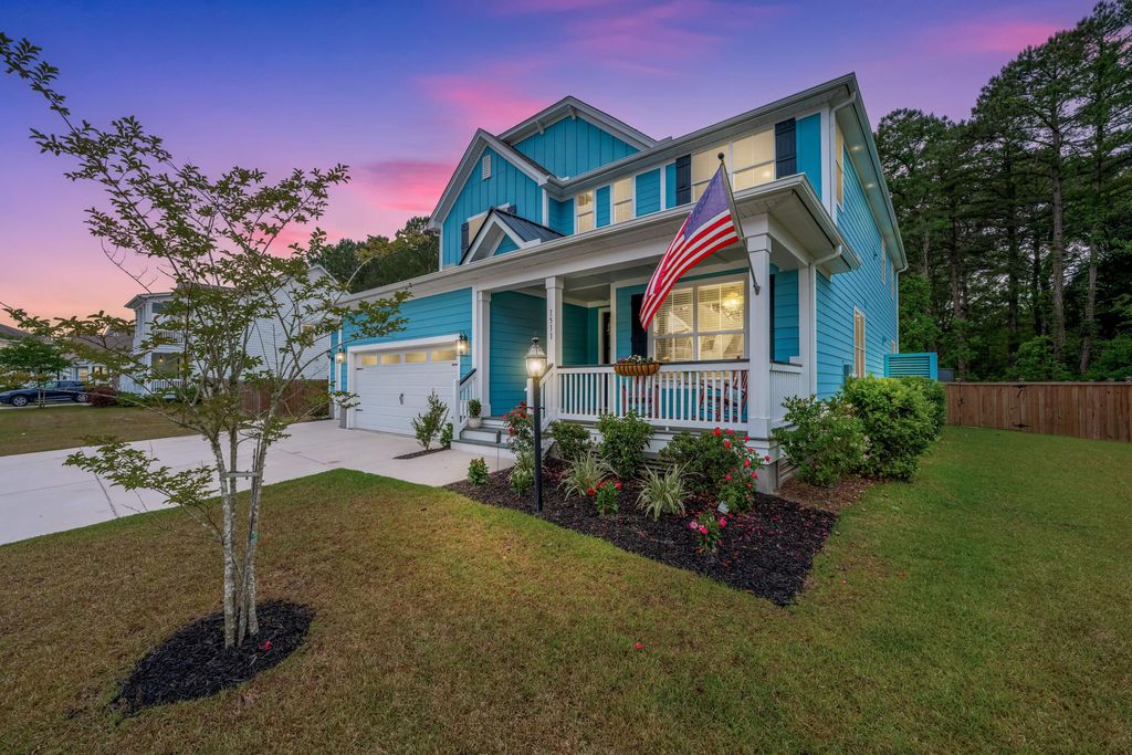 Photo of 1511 Hopkins Lane, Mount Pleasant, SC 29466 (MLS # 26012952)