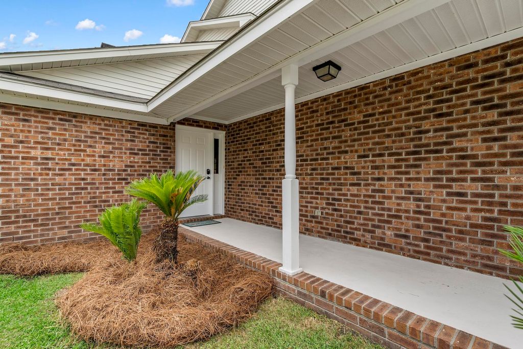 Photo of 7611 Valleyview Circle, North Charleston, SC 29418 (MLS # 26016489)