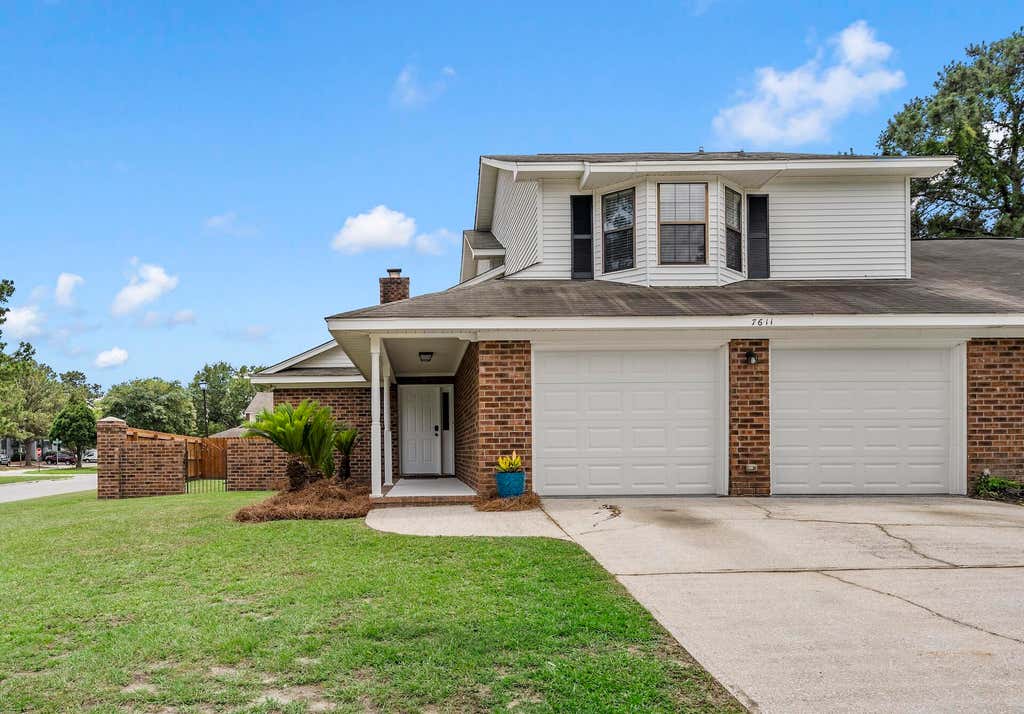 Photo of 7611 Valleyview Circle, North Charleston, SC 29418 (MLS # 26016489)