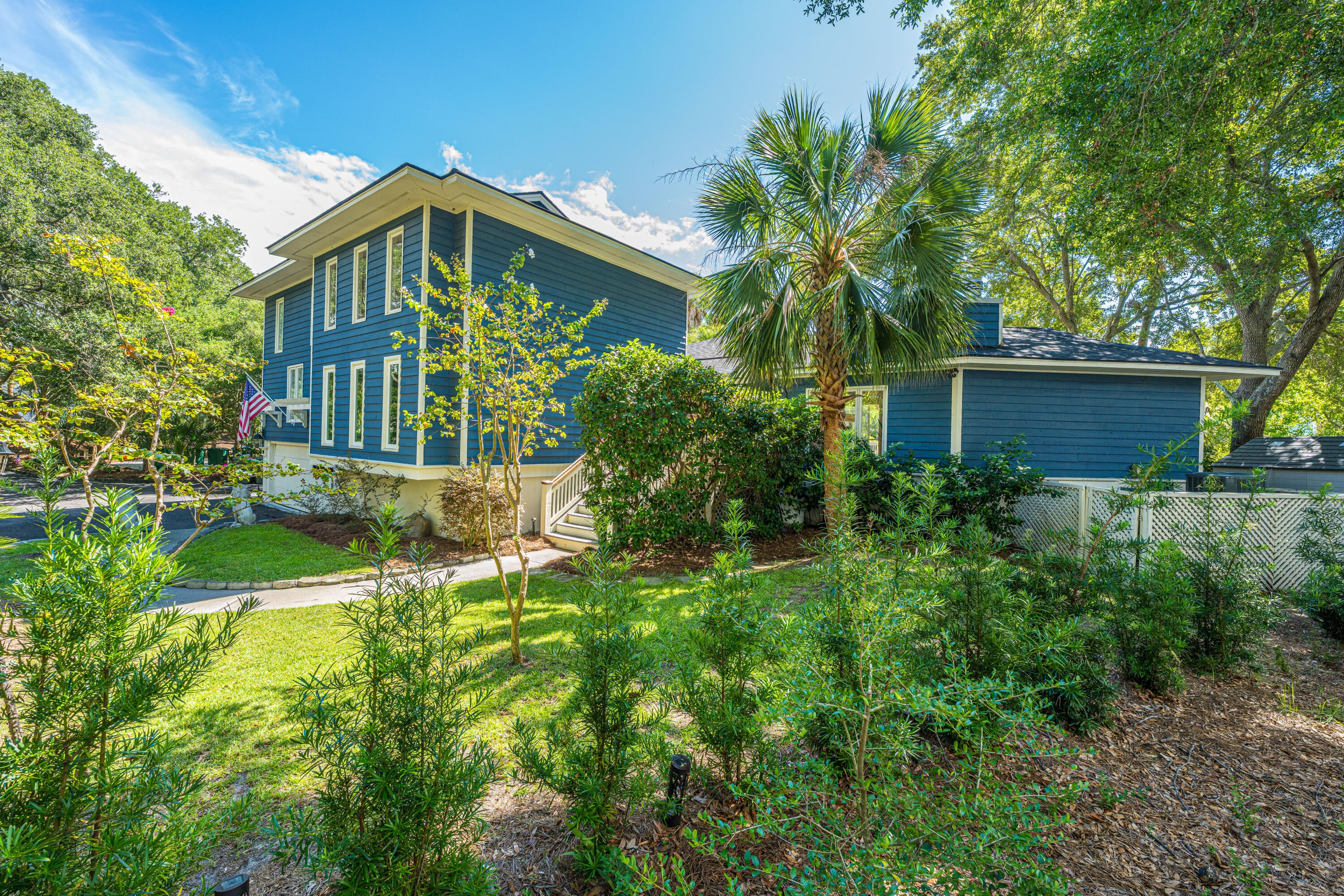 6 Sandwedge Lane