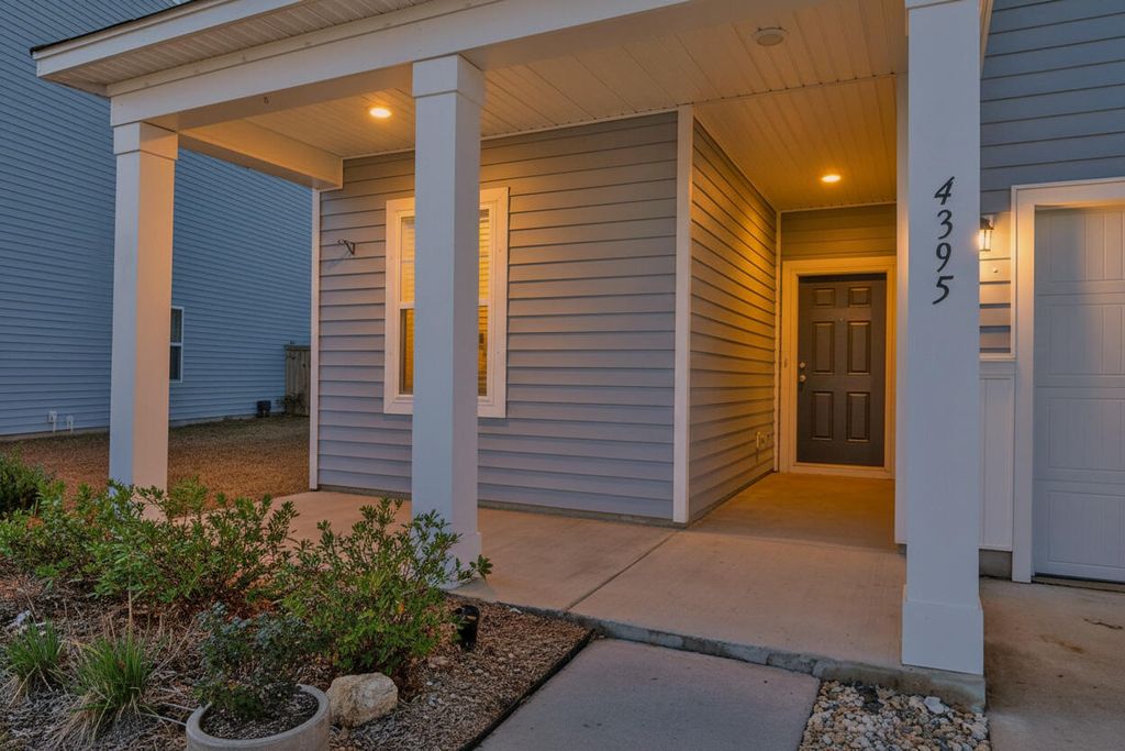 Photo of 4395 Ocean Farm Drive, Summerville, SC 29485 (MLS # 26001248)