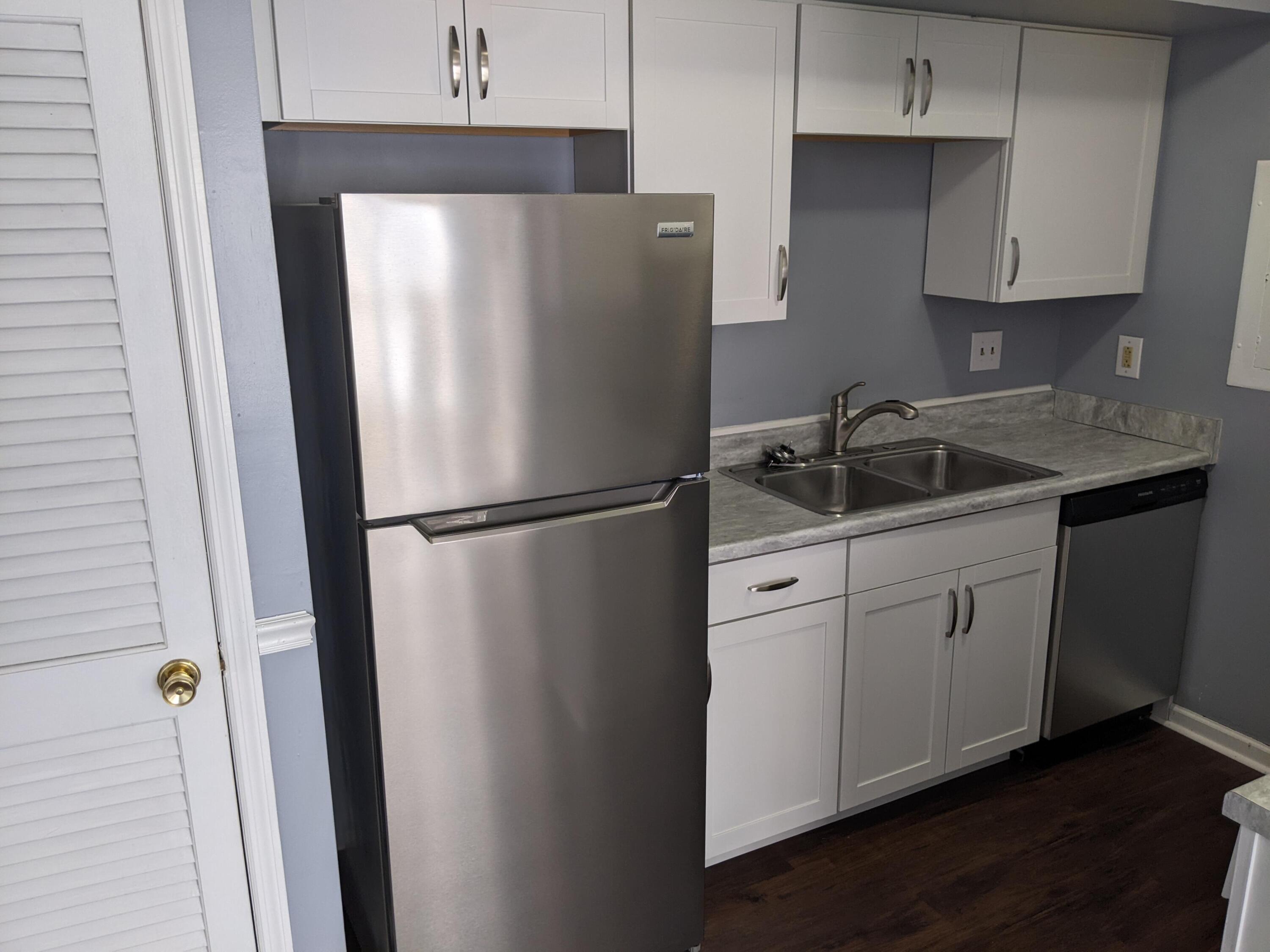 2494 Etiwan Unit 10c