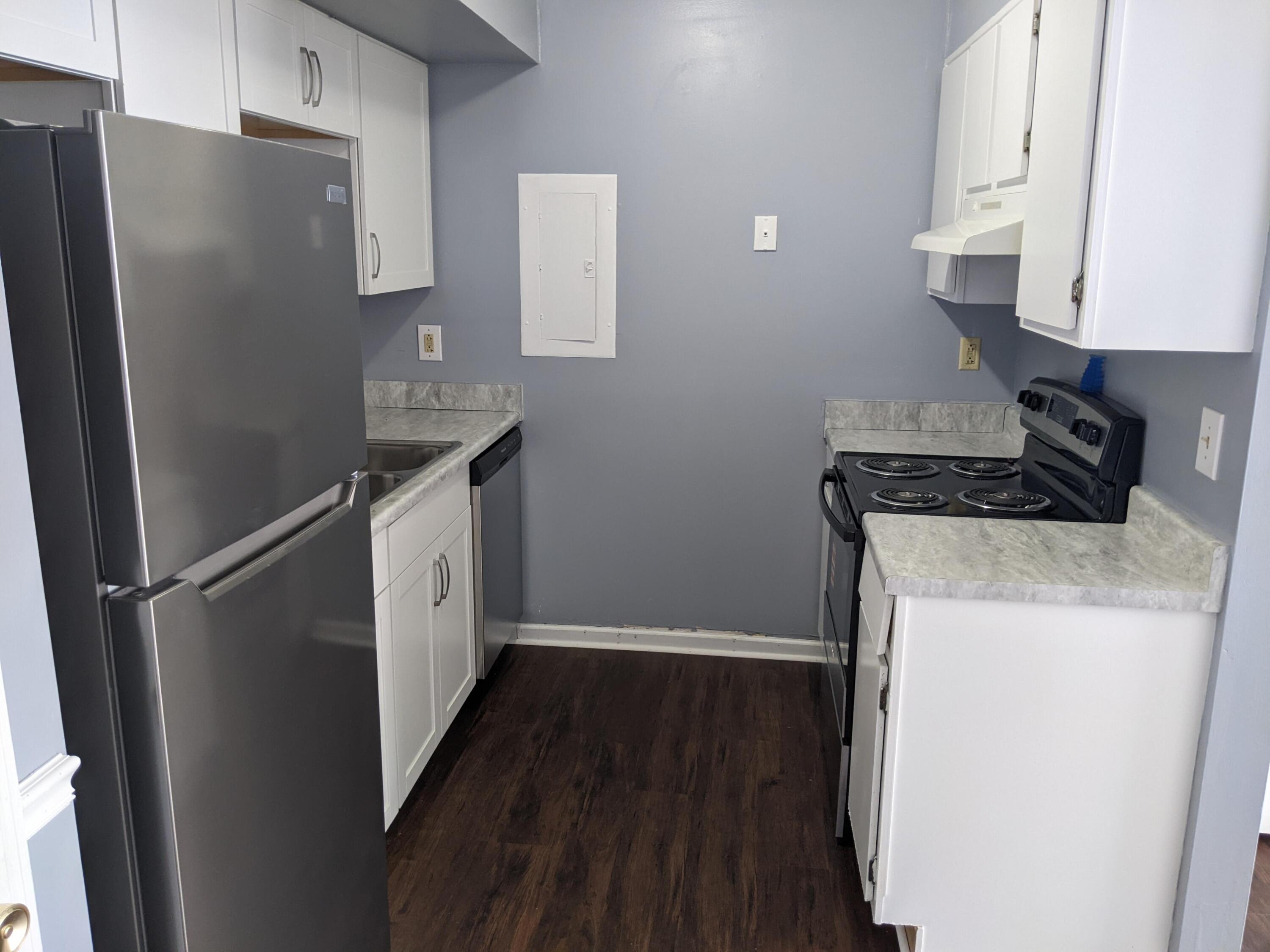 2494 Etiwan Unit 10c