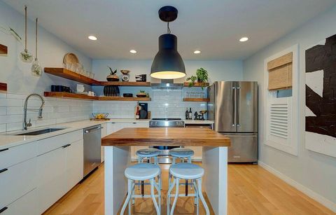 2057 Middle Street 11 Sullivans Island SC 29482