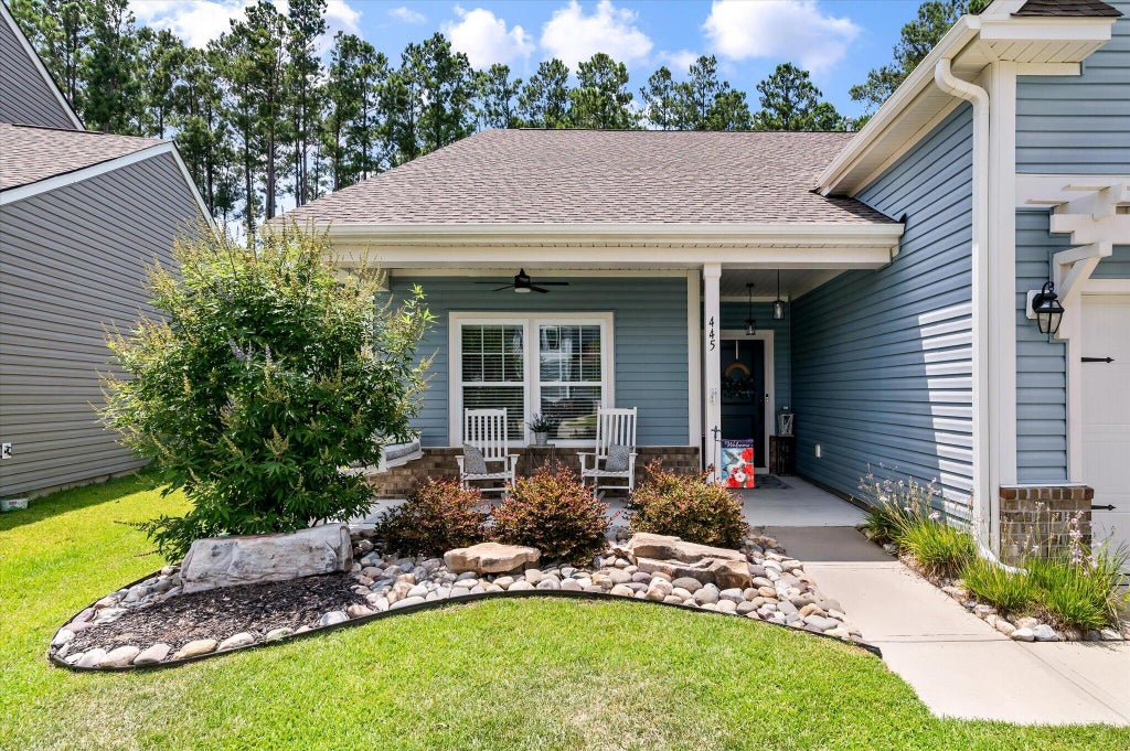 Photo of 445 Fox Sparrow Court, Summerville, SC 29486 (MLS # 26019230)