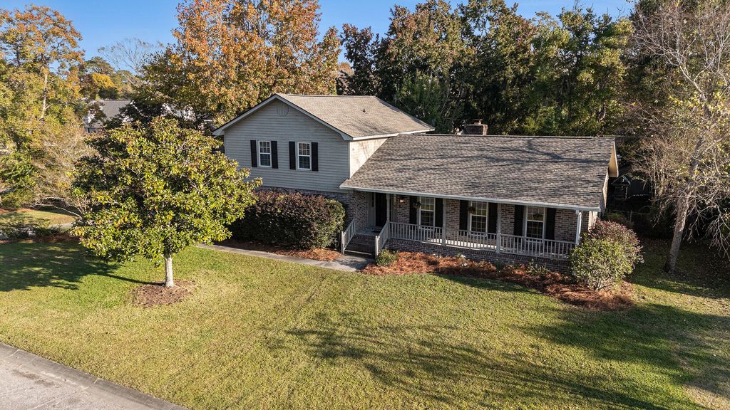 Photo of 2923 Sugarbush Way, Charleston, SC 29414 (MLS # 25029992)