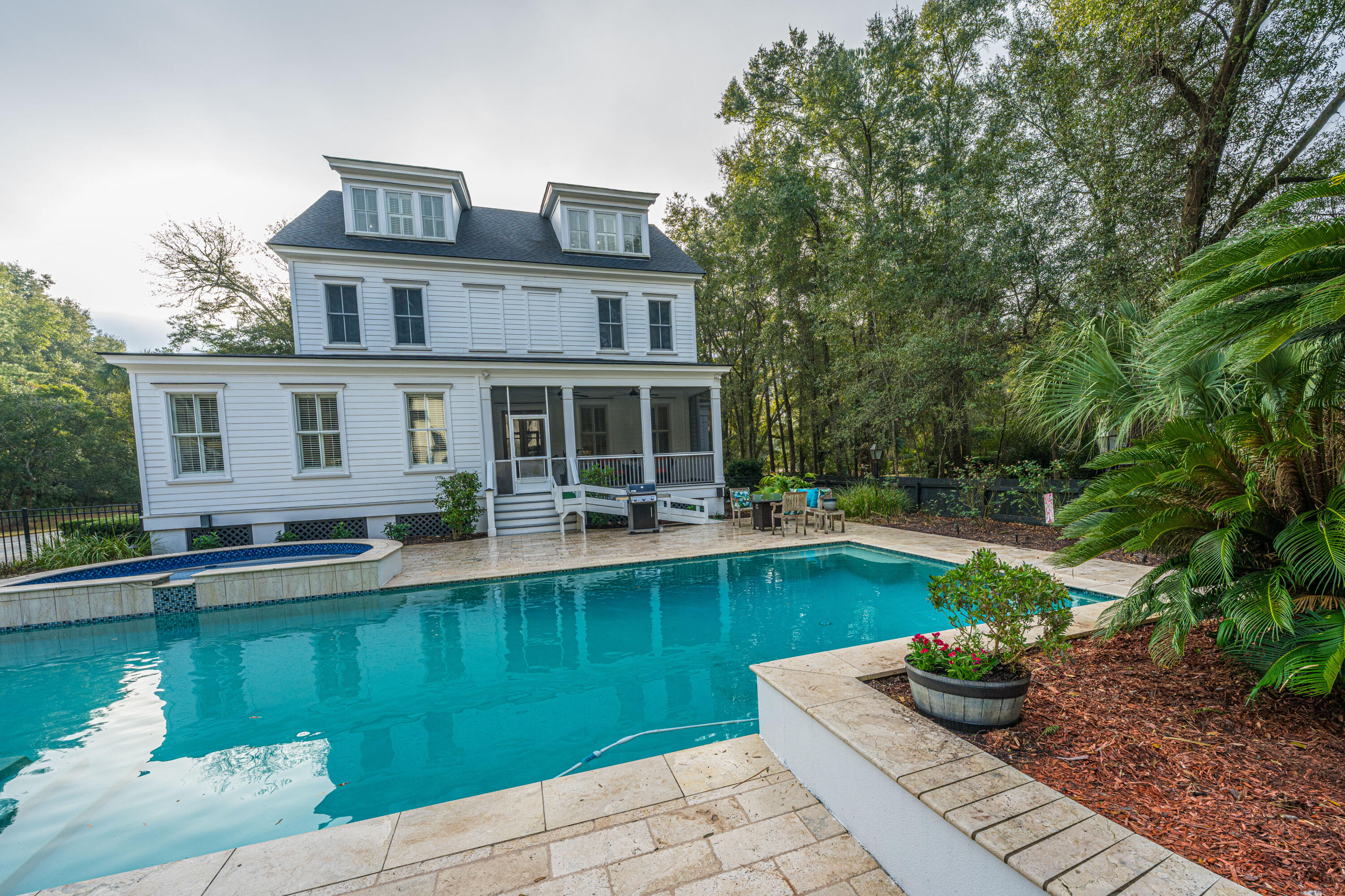 476 Elfes Field Lane