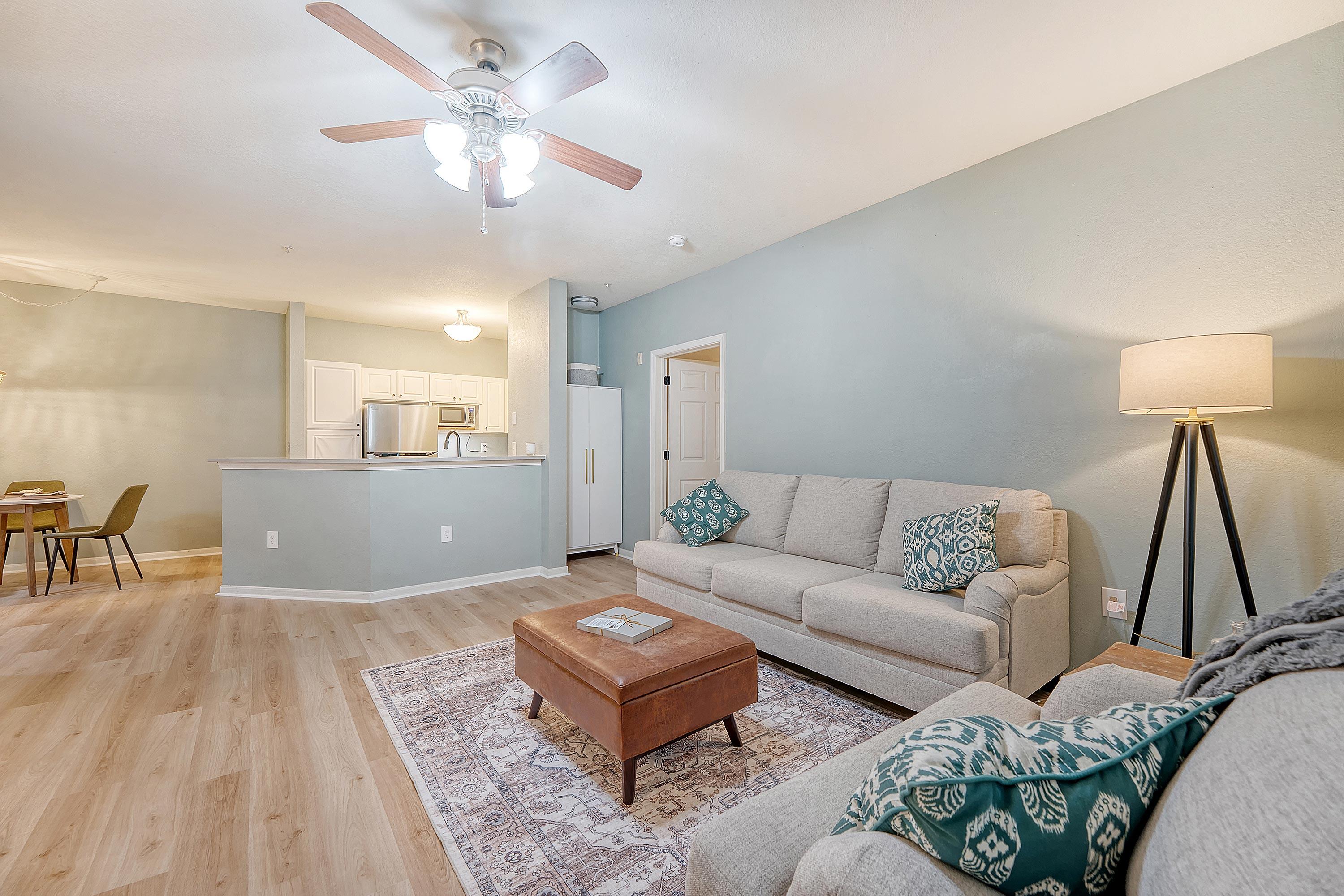 60 Fenwick Hall Allee 925