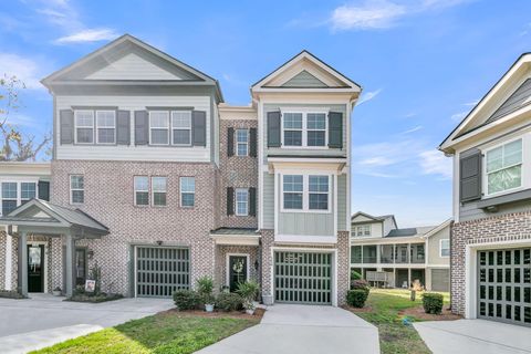 124 Slipper Shell Court Mount Pleasant SC 29464