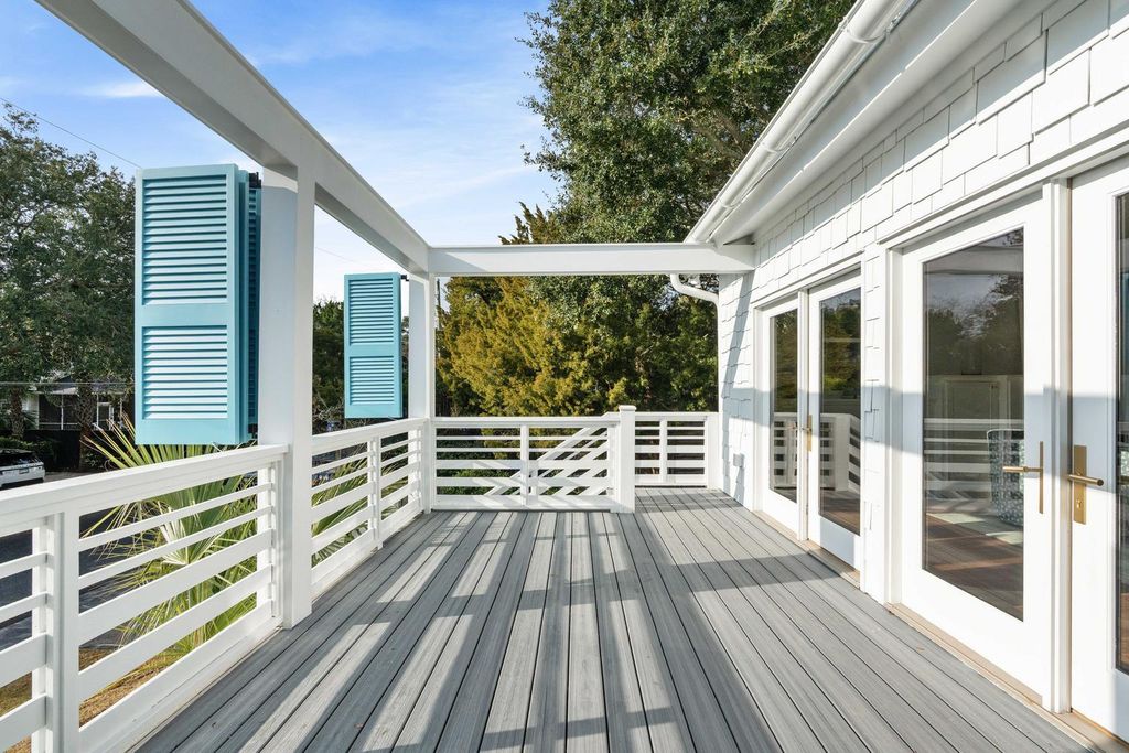 Photo of 2218 Myrtle Avenue, Sullivans Island, SC 29482 (MLS # 26001022)