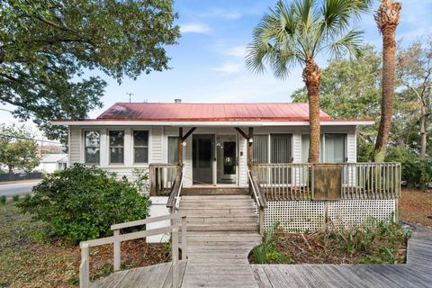 2250 Myrtle Avenue Sullivans Island SC 29482