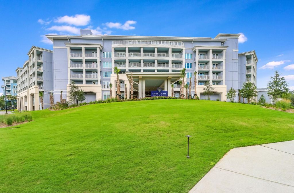 Photo of 5802 Palmetto Drive #B-308, Isle of Palms, SC 29451 (MLS # 25027146)