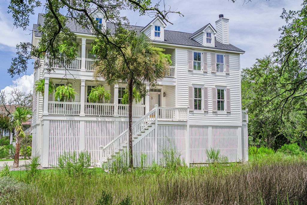 Photo of 112 Middle Street, Mount Pleasant, SC 29464 (MLS # 25023330)