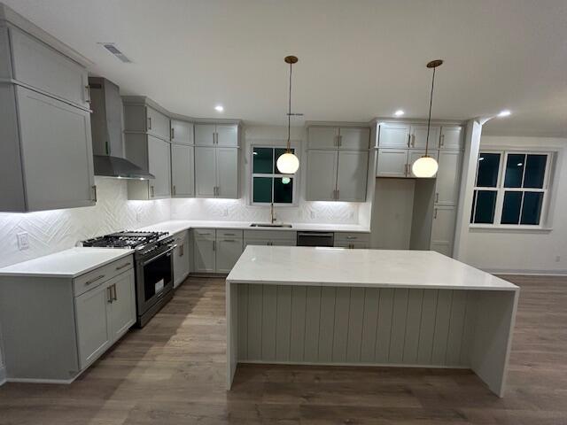 544 Hayes Park Boulevard