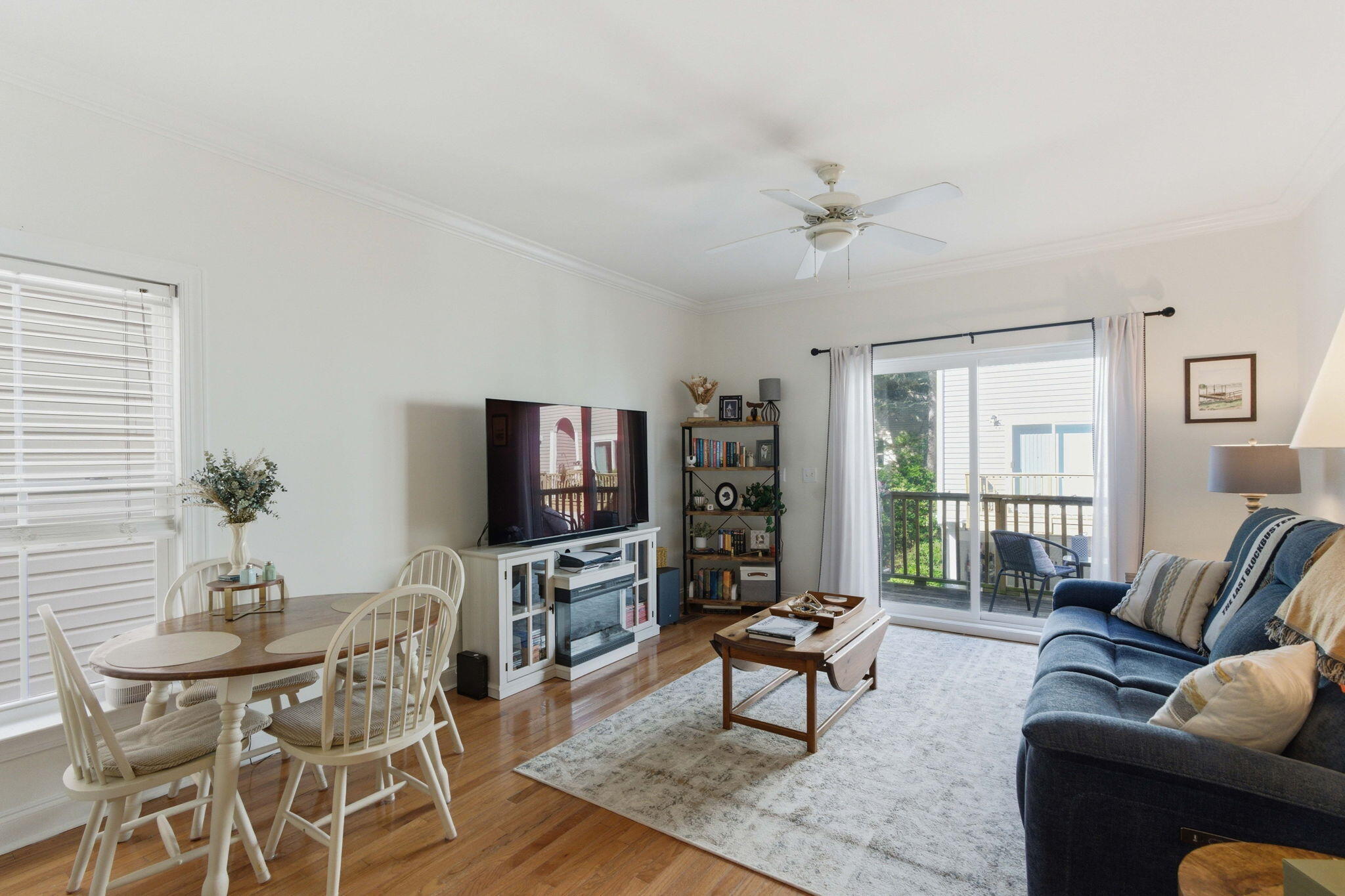 1815 Dogwood Road Apt 906
