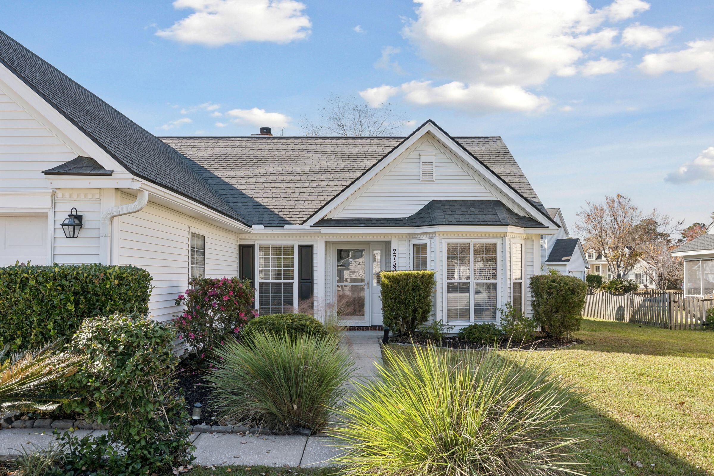 2753 Palmetto Hall Boulevard