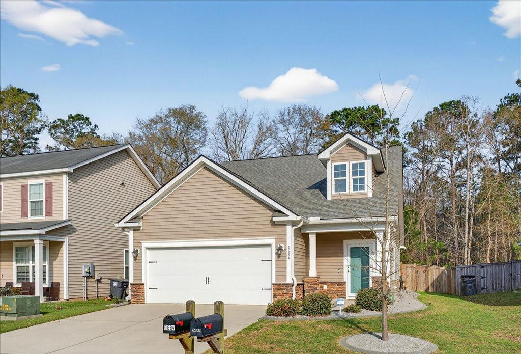 Photo of 1684 Eider Down Drive, Summerville, SC 29483 (MLS # 26007095)