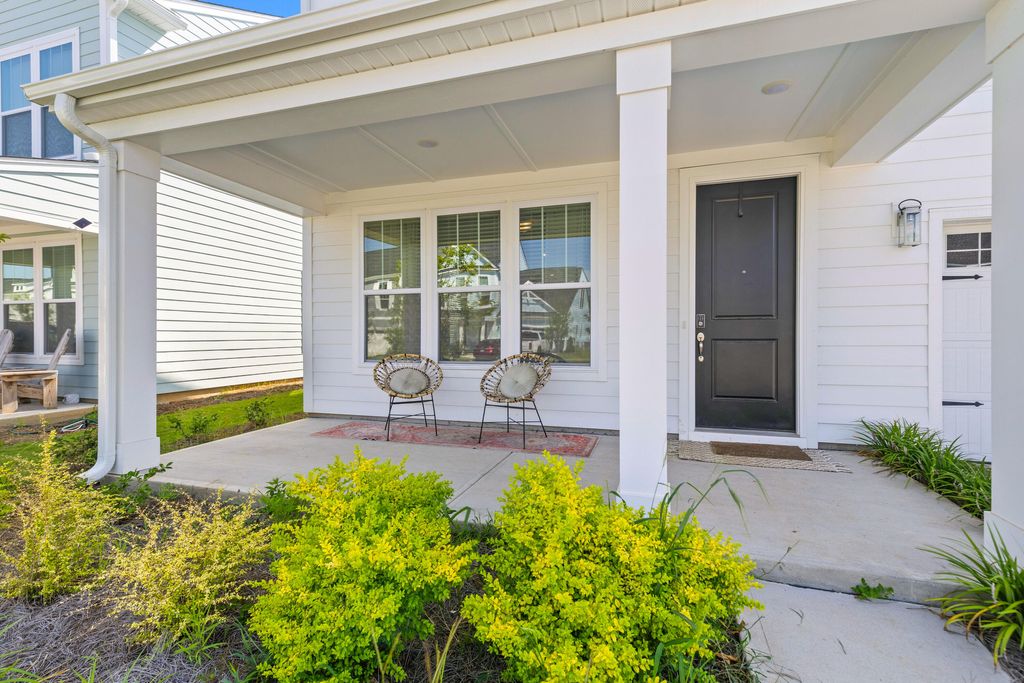 Photo of 1223 Homecoming Boulevard, Ravenel, SC 29470 (MLS # 25019116)