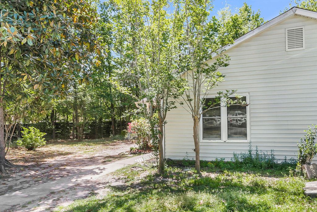 Photo of 9520 S Cardinal Drive, Ladson, SC 29456 (MLS # 26010460)